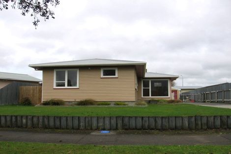 Photo of property in 12 Acacia Street, Kelvin Grove, Palmerston North, 4414