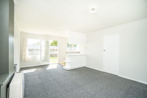 Photo of property in 3 Seddon Street, Takaro, Palmerston North, 4412