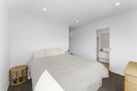 Photo of property in 57 Seagrass Place, Otaki Beach, Otaki, 5512