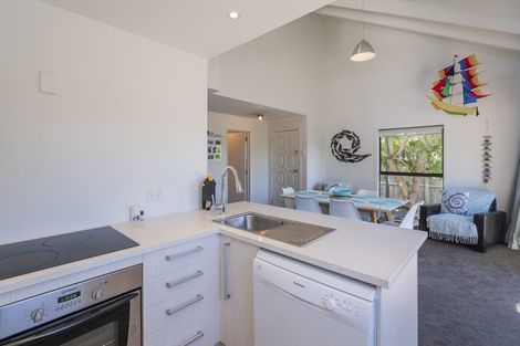 Photo of property in 142 Vista Paku, Pauanui, Hikuai, 3579