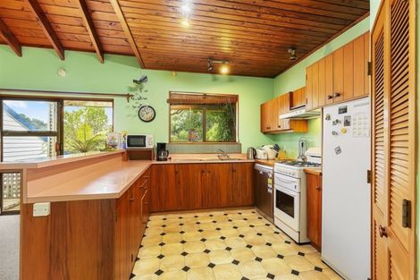 Photo of property in 17 Postgate Drive, Whitby, Porirua, 5024