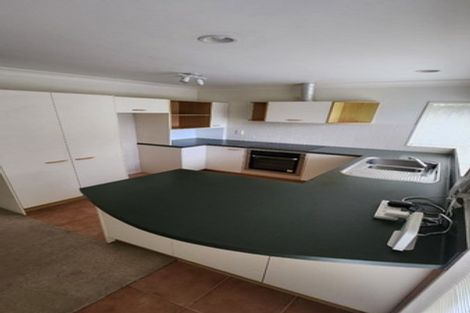 Photo of property in 2/12 Nakhle Place, Manurewa, Auckland, 2105