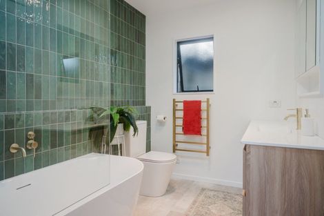 Photo of property in 15 Tutchen Avenue, Raglan, 3225