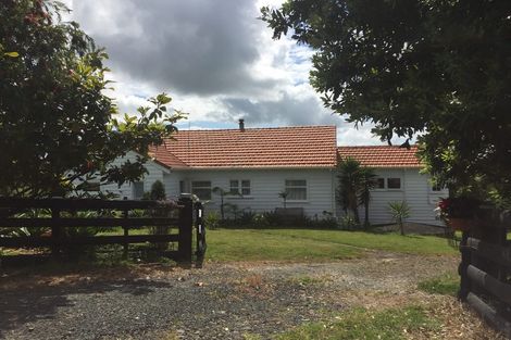 Photo of property in 237 Pahi Road, Pahi, Paparoa, 0571