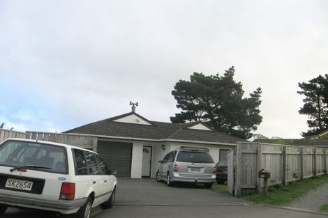 Photo of property in 51a Guadeloupe Crescent, Grenada Village, Wellington, 6037