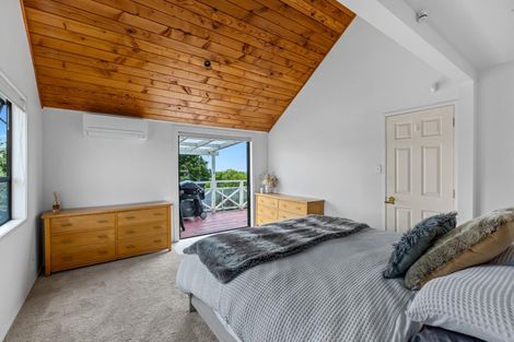 Photo of property in 32 Danbury Drive, Torbay, Auckland, 0630