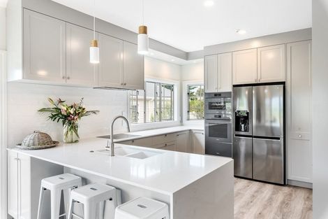 Photo of property in 191 Pukenamu Road, Te Horo, Otaki, 5581