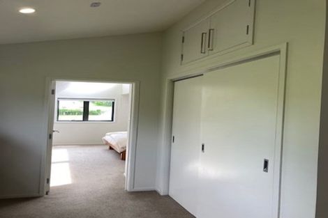 Photo of property in 9 Maori Hut Road, Red Beach, 0932