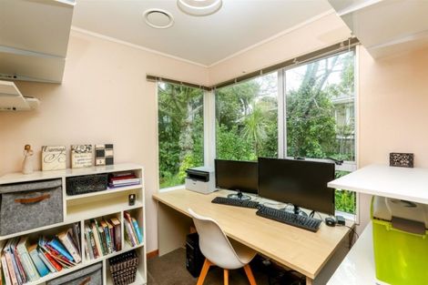 Photo of property in 43c Mangorei Road, Strandon, New Plymouth, 4312