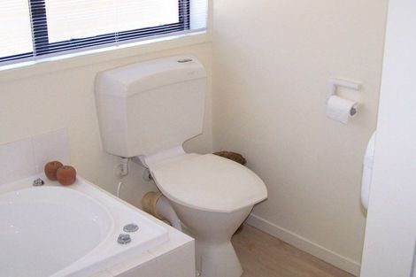 Photo of property in 2/18 Gillard Place, Eastern Beach, Auckland, 2012