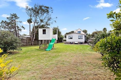 Photo of property in 6 Te Moau Avenue, Parakai, 0830