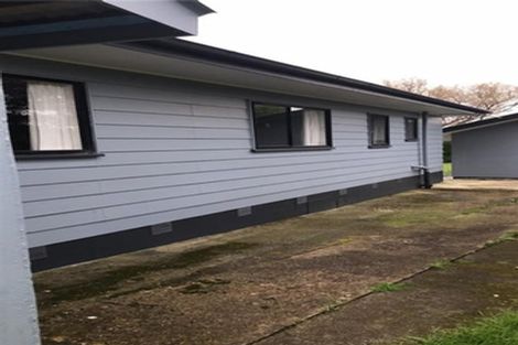 Photo of property in 30 Silverstone Place, Henderson, Auckland, 0612