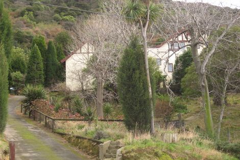 Photo of property in 121 Ravensbourne Road, Ravensbourne, Dunedin, 9022