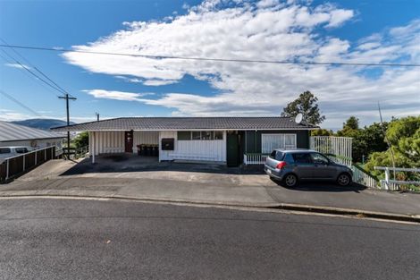 Photo of property in 67 Easther Crescent, Kew, Dunedin, 9012