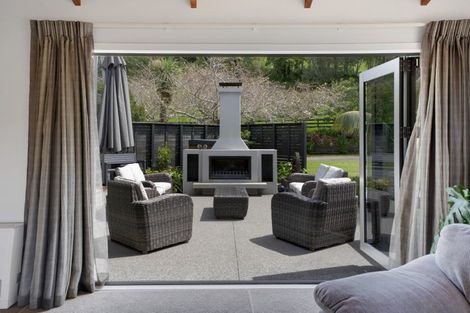 Photo of property in 371b Mangorei Road, Merrilands, New Plymouth, 4312