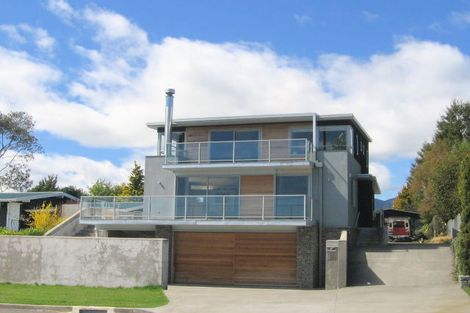 Photo of property in 60 Rainbow Drive, Rainbow Point, Taupo, 3330