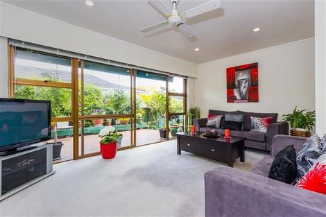Photo of property in 7/33 Swanson Road, Henderson, Auckland, 0610