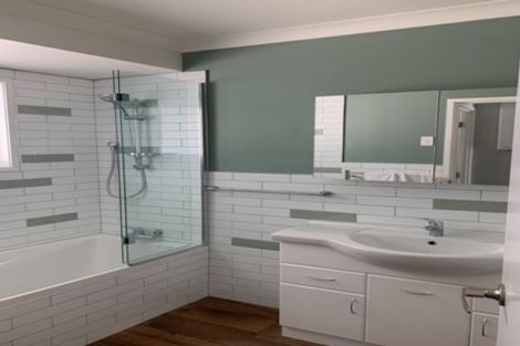 Photo of property in 2 Naho Place, Meremere, Mercer, 2474