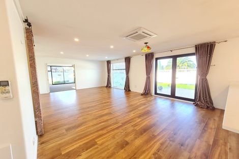 Photo of property in 88 Sarabande Avenue, Redwood, Christchurch, 8051