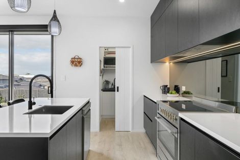 Photo of property in 25 Kapua Crescent, Rototuna North, Hamilton, 3210