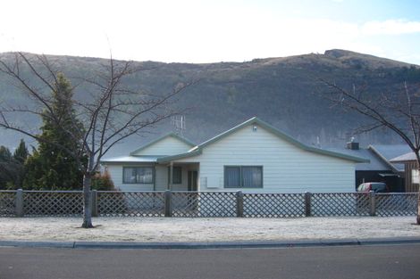 Photo of property in 85 Devon Street, Arrowtown, 9302