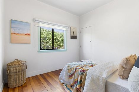Photo of property in 11 Himikera Avenue, Avondale, Auckland, 1026