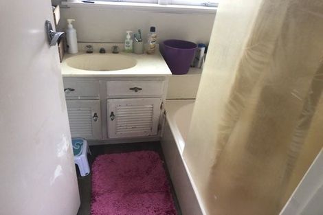 Photo of property in 33a Great South Road, Papatoetoe, Auckland, 2025