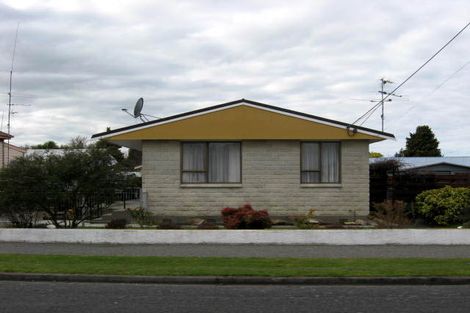Photo of property in 28 Vivian Street, Solway, Masterton, 5810