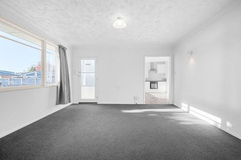 Photo of property in 5a Paul Crescent, Fairfield, Hamilton, 3214