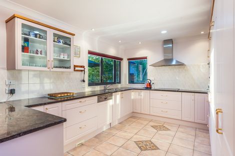 Photo of property in 36b Derwent Crescent, Titirangi, Auckland, 0604