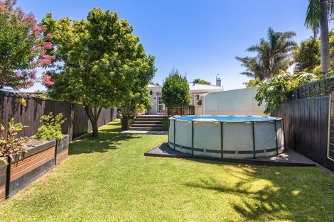 Photo of property in 52 Victor Street, Avondale, Auckland, 1026