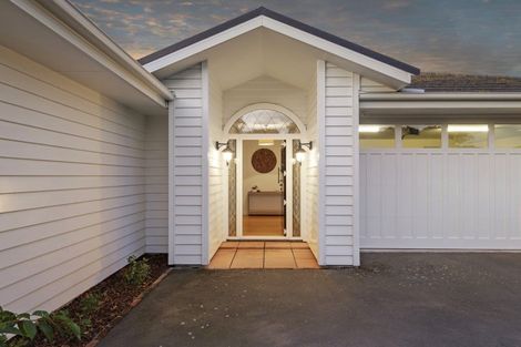 Photo of property in 10 Jennabelle Lane, Halswell, Christchurch, 8025