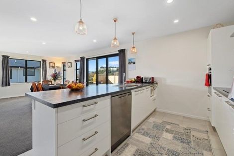 Photo of property in 14 Hebbard Court, Albert Town, Wanaka, 9305