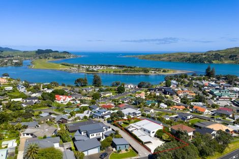 Photo of property in 18 Upper Bow Street, Raglan, 3225