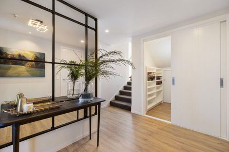 Photo of property in 34 Kirimoko Crescent, Wanaka, 9305