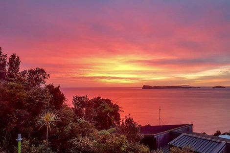 Photo of property in 5 Tirinui Crescent, Tairua, 3508