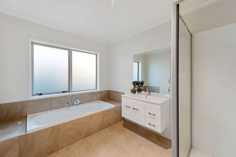 Photo of property in 9 Rigg Place, Flagstaff, Hamilton, 3210