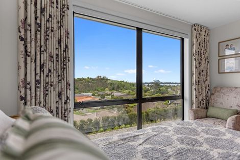 Photo of property in 101 Oteki Park Drive, Welcome Bay, Tauranga, 3112