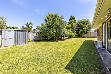 Photo of property in 3 Aztec Place, Conifer Grove, Takanini, 2112