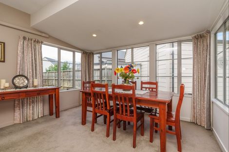 Photo of property in 12 Fletcher Way, Arrowtown, 9302