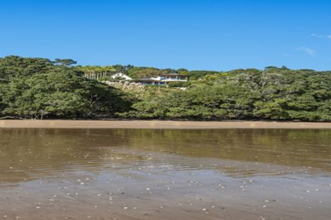 Photo of property in 61 State Highway 10, Coopers Beach, 0420