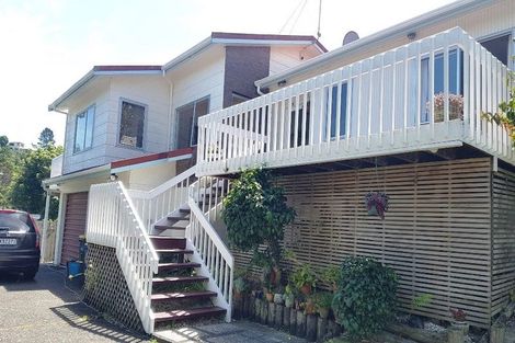 Photo of property in 38 Deverell Place, Northcross, Auckland, 0632