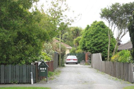 Photo of property in 1/221 Grahams Road, Burnside, Christchurch, 8053