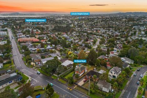 Photo of property in 41 Royal Road, Massey, Auckland, 0614