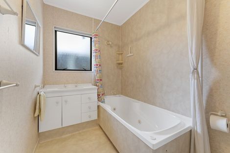 Photo of property in 336 Featherston Street, Palmerston North, 4414