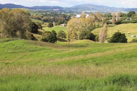 Photo of property in 16 Matai Drive, Maungaturoto, 0520