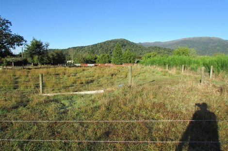 Photo of property in 50 Clifford Street, Blackball, 7804