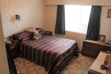 Photo of property in 7 Mccallum Street, Dannevirke, 4930