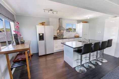 Photo of property in 40 Conclusion Street, Ascot Park, Porirua, 5024