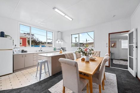 Photo of property in 96 Owen Street, Newtown, Wellington, 6021